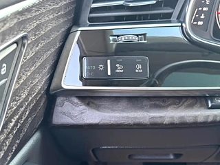 AUDI Q8  2021 YEAR 45 TFSI LUXURY  ELEGANT TYPE 2021