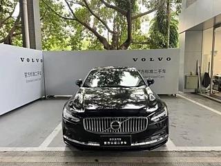 VOLVO S90 2023