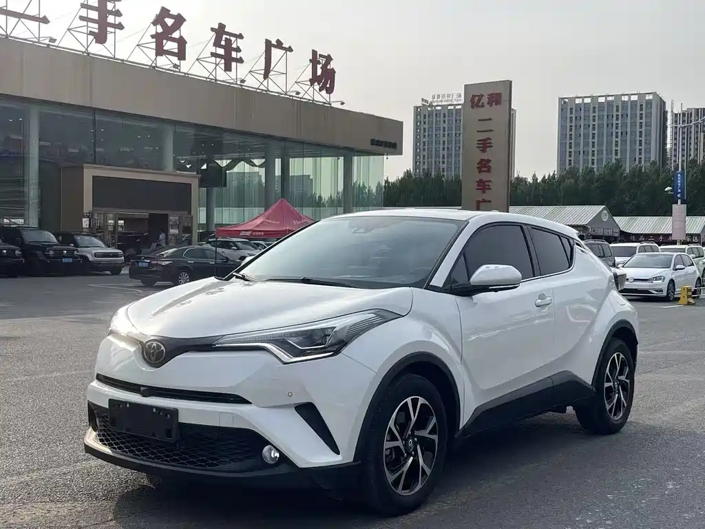 TOYOTA C-HR 2020