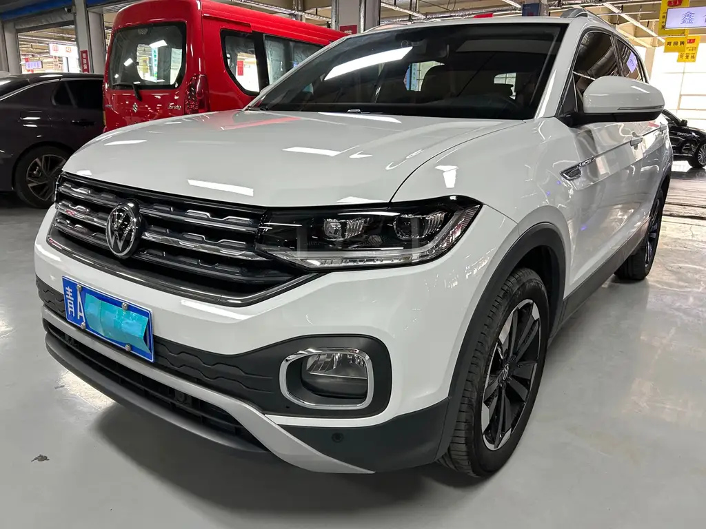 VOLKSWAGEN TACOUA 2021