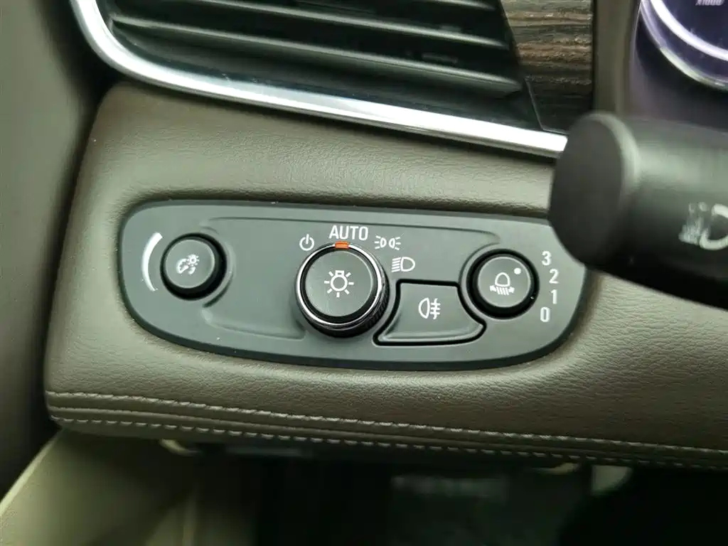 BUICK LACROSSE 2016