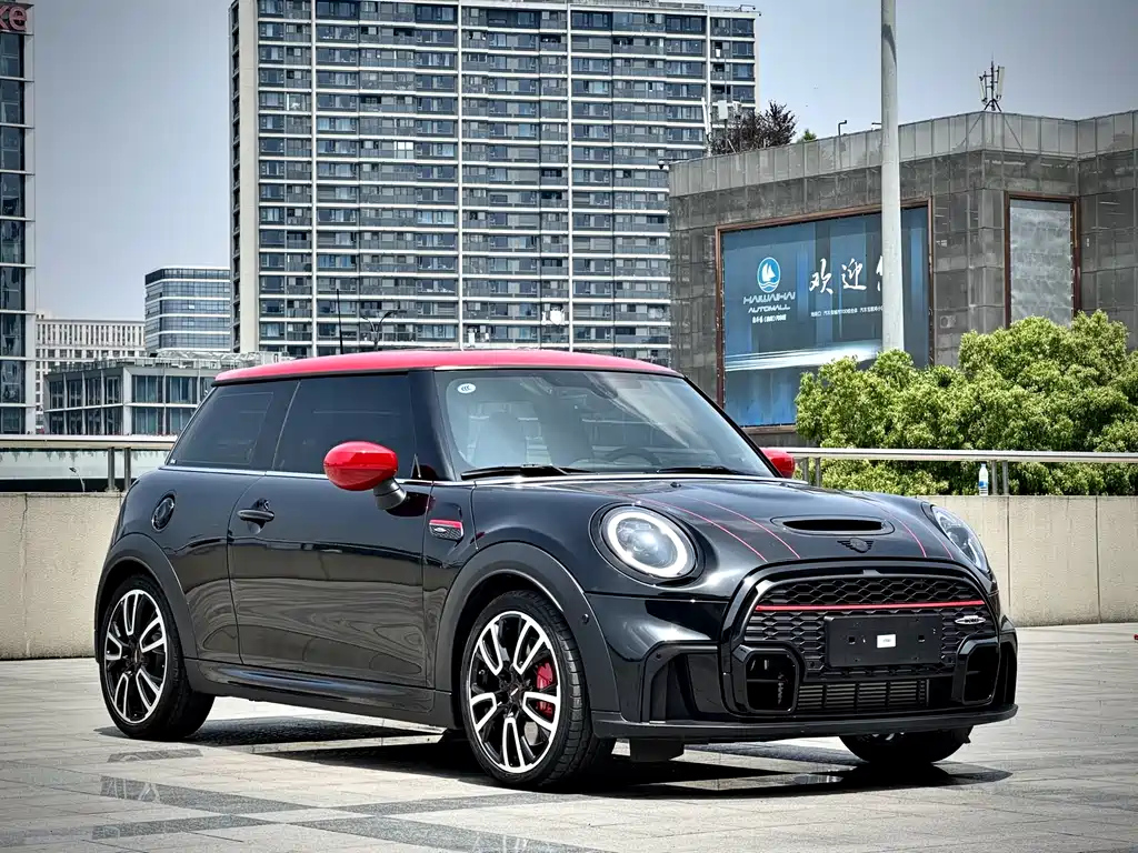 MINI JCW 2022