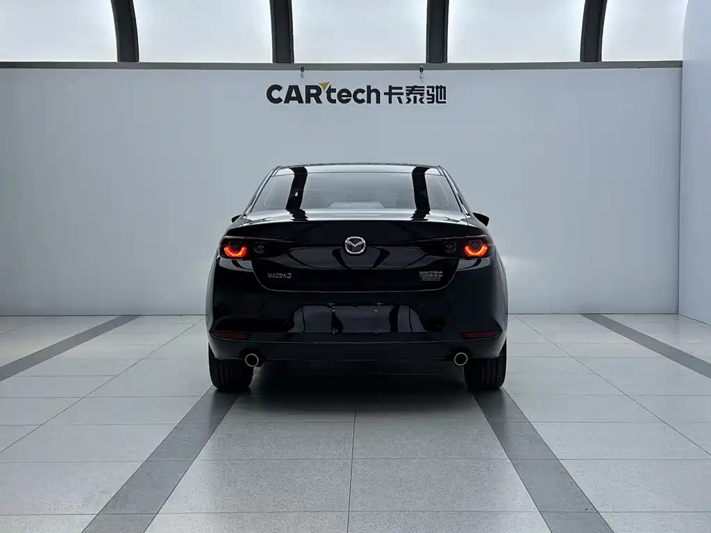 MAZDA 3 AXELA 2021
