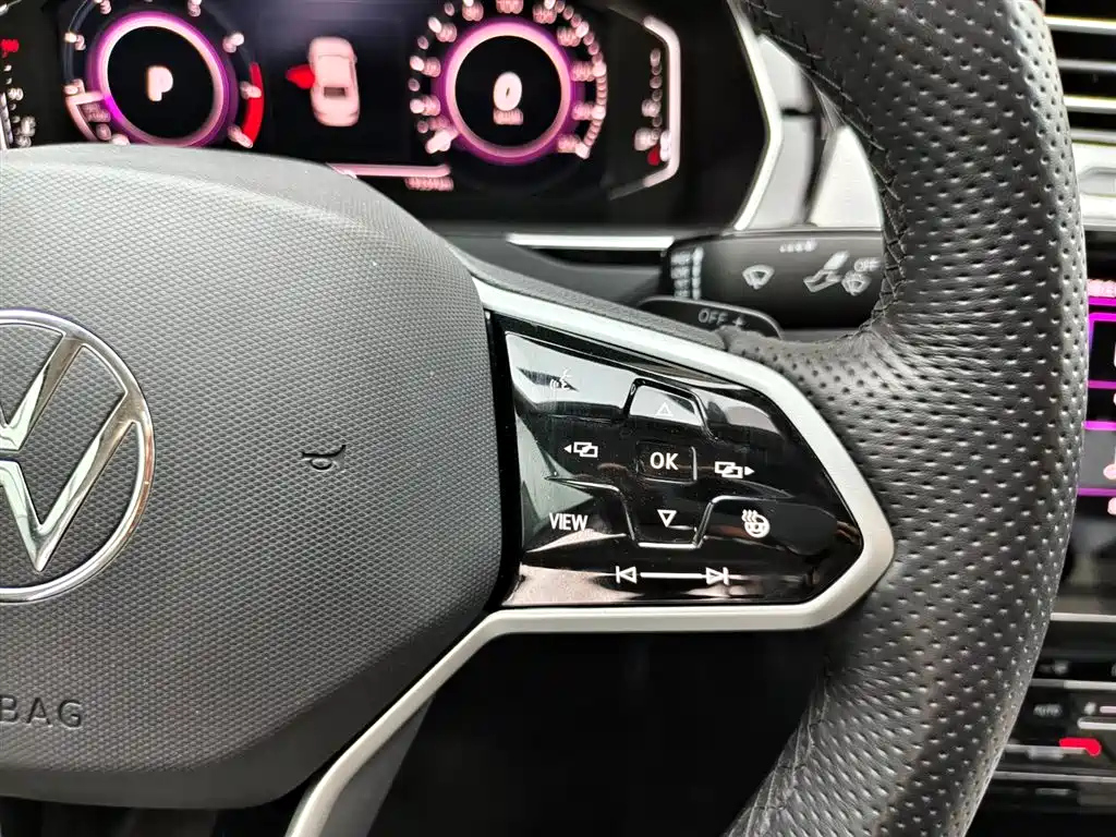 VOLKSWAGEN MAGOTAN 2024