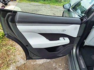 Заказать ZEEKR 001
