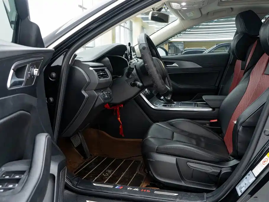 HONGQI H5 2022