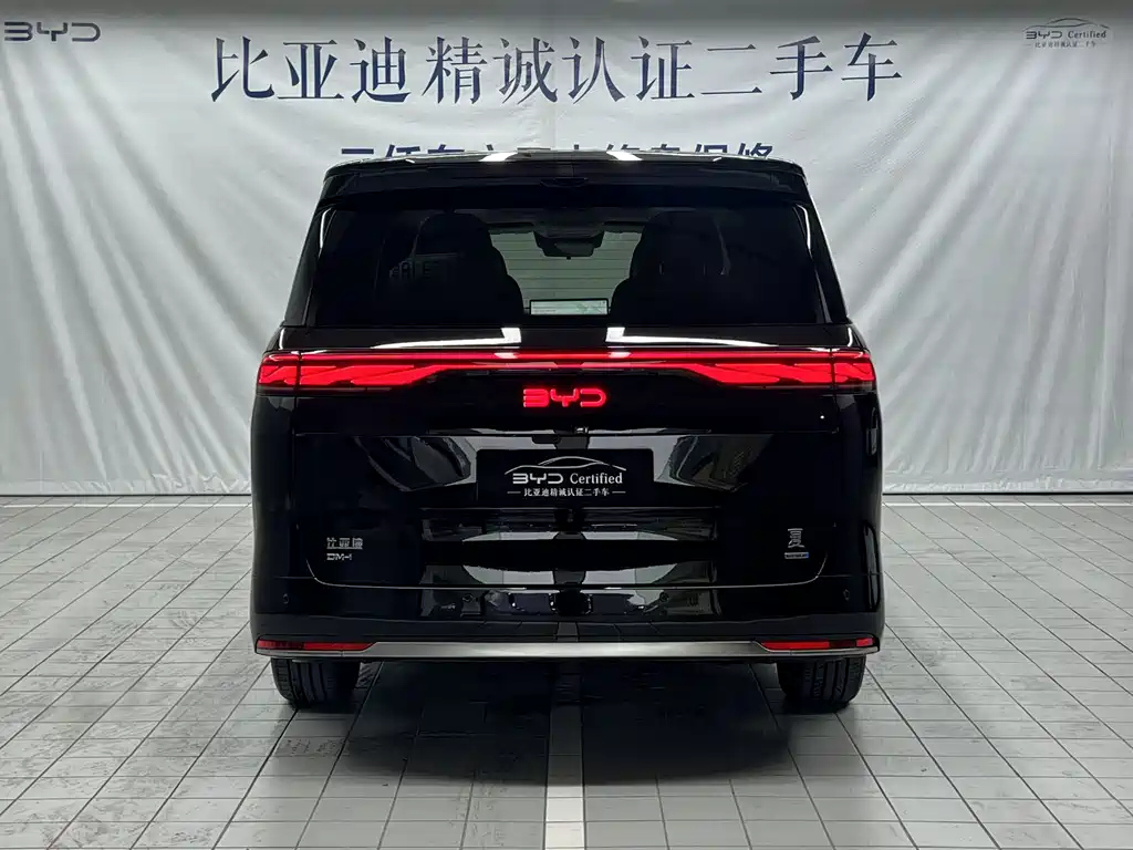 BYD XIA 2025