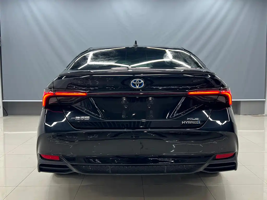 TOYOTA AVALON 2021