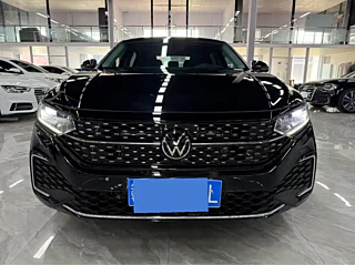 VOLKSWAGEN PASSAT 2024