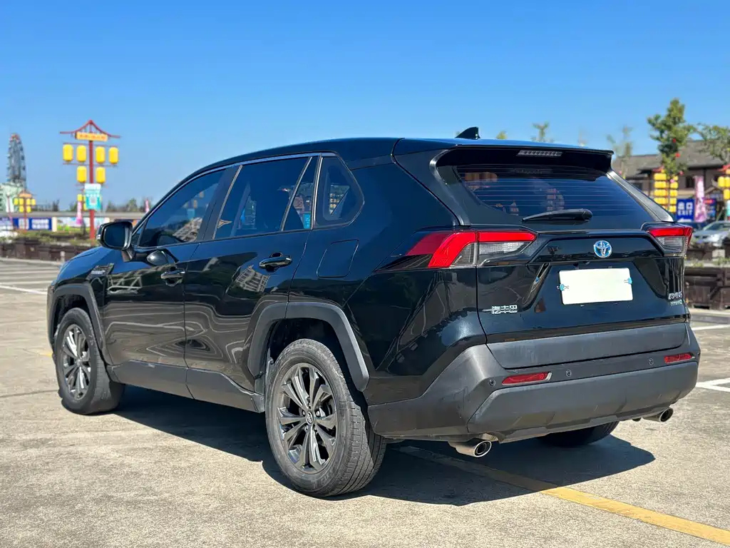 TOYOTA RAV4 RONGFANG 2024