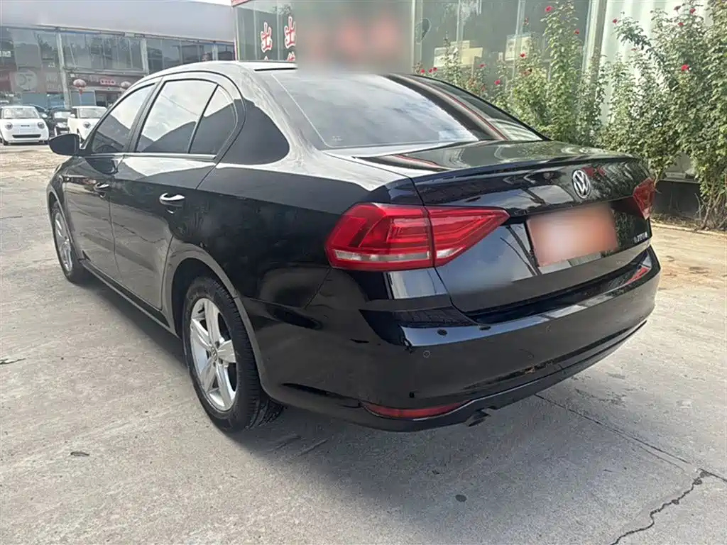 VOLKSWAGEN LAVIDA 2018
