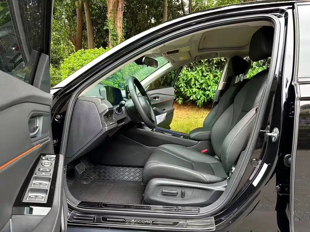 HONDA ACCORD 2025