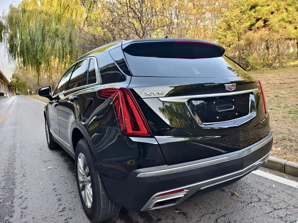 CADILLAC XT5 2023