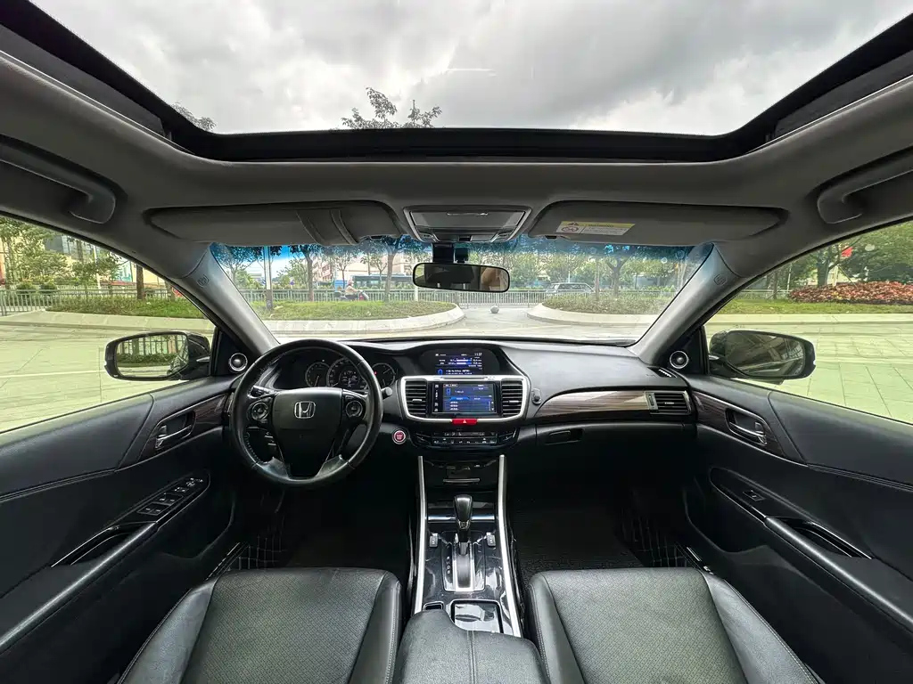 HONDA ACCORD 2018