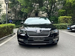 SKODA SUPERB 2019