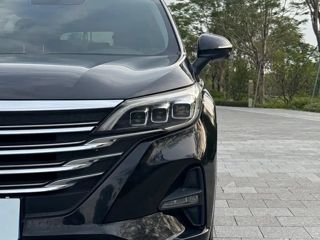 TRUMPCHI GS5 2019