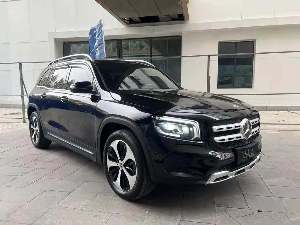 MERCEDES BENZ GLB 2022