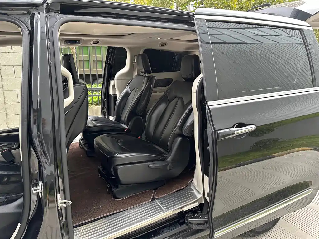 CHRYSLER BIG 捷龙 IMPORT 2019