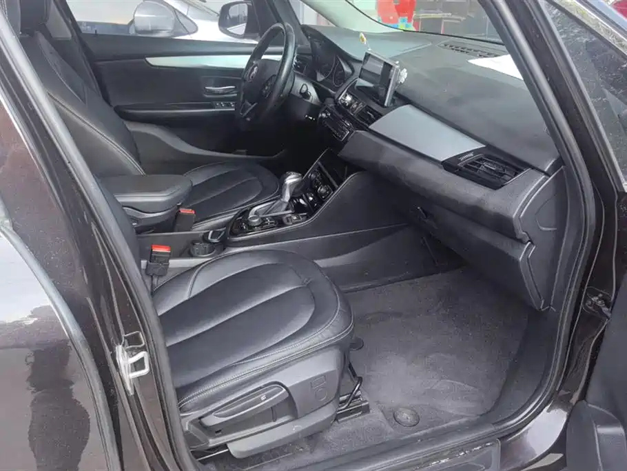 BMW 2-SERIES STATION WAGON 2016