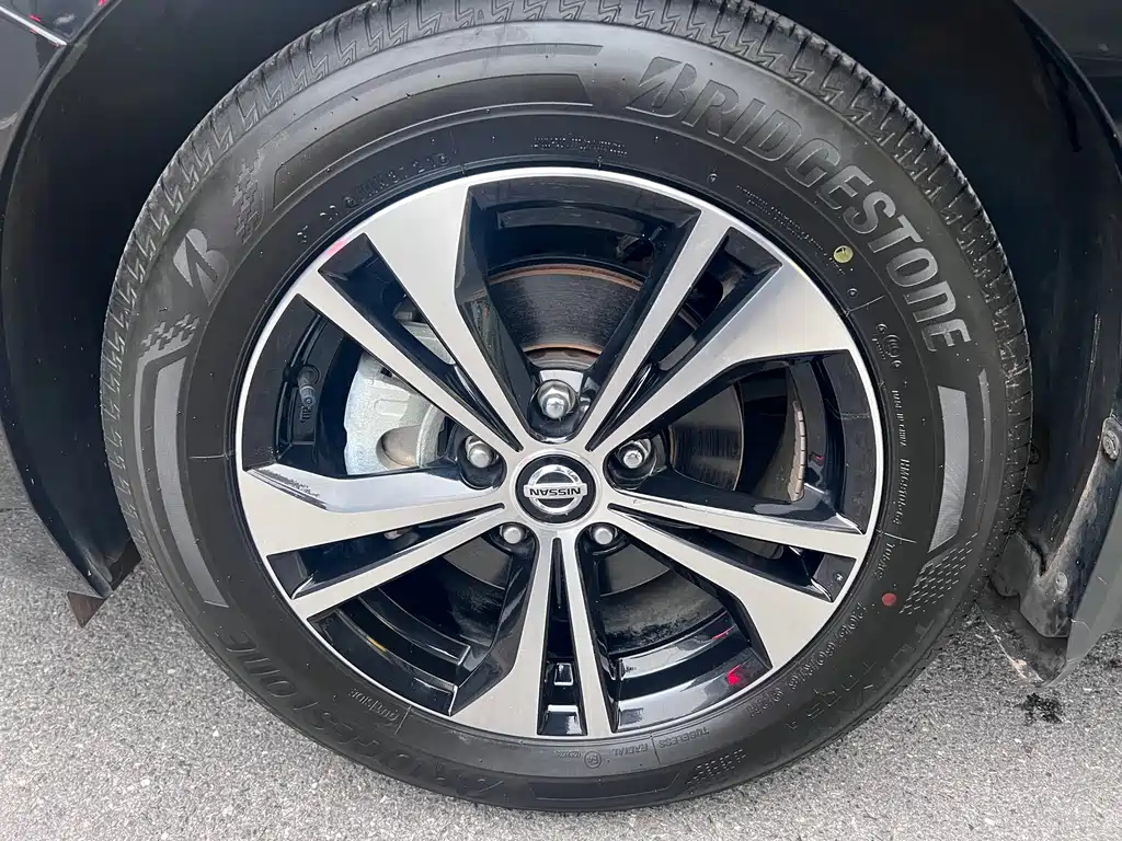 NISSAN SYLPHY 2022