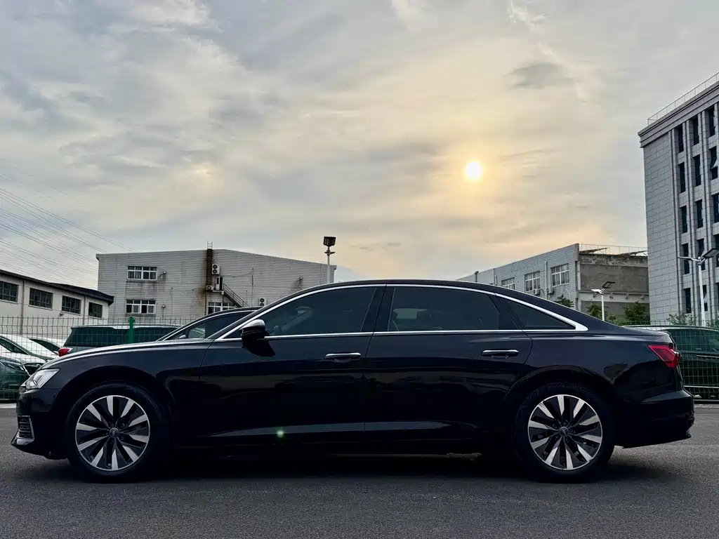AUDI A6L 2020