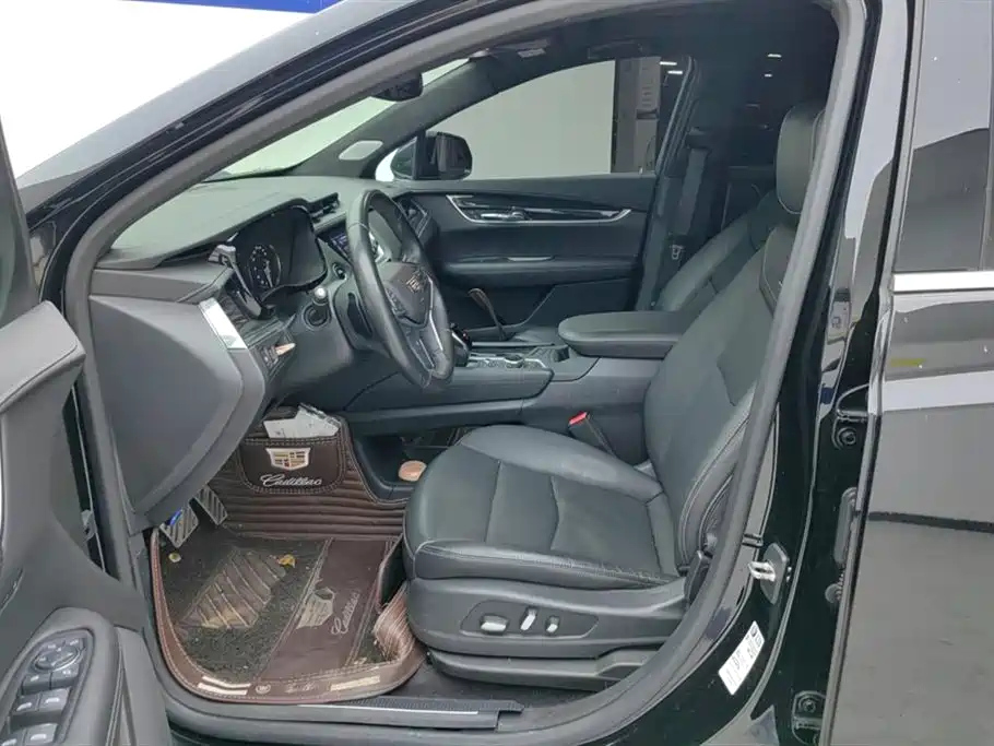 CADILLAC XT5 2020