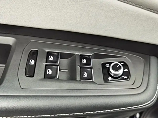 VOLKSWAGEN TOURAN 2022 YEAR 530 V6 4WD DELUXE EDITION 2022