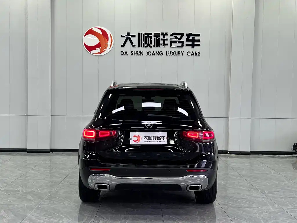 MERCEDES BENZ GLB 2021