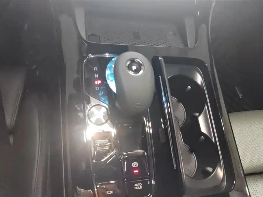 TRUMPCHI M8 2025