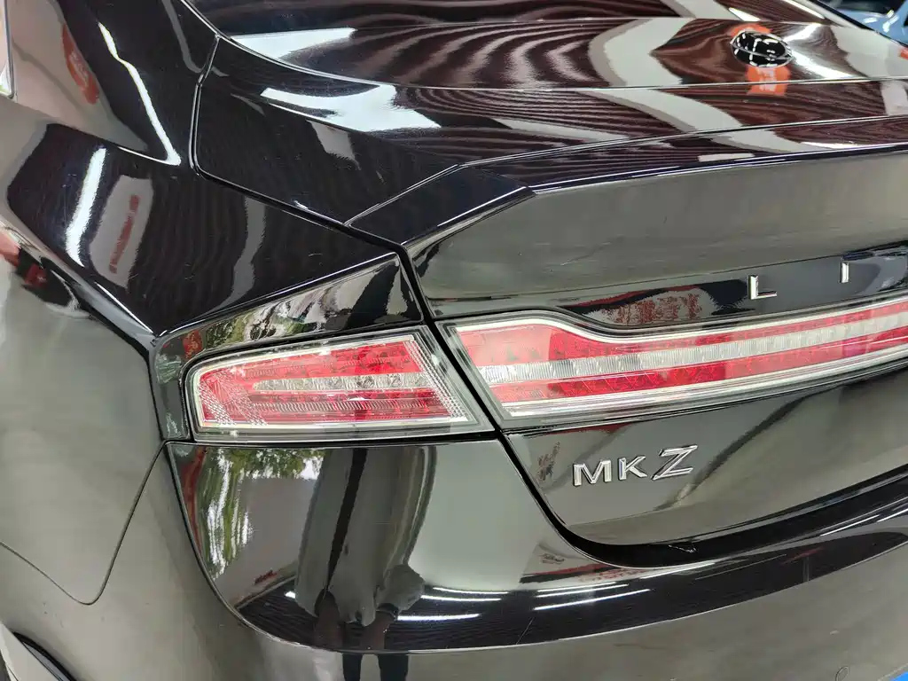 LINCOLN MKZ 2020