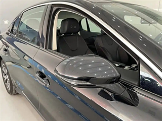 HONGQI E-QM5  2021 YEAR   EDITION 2021