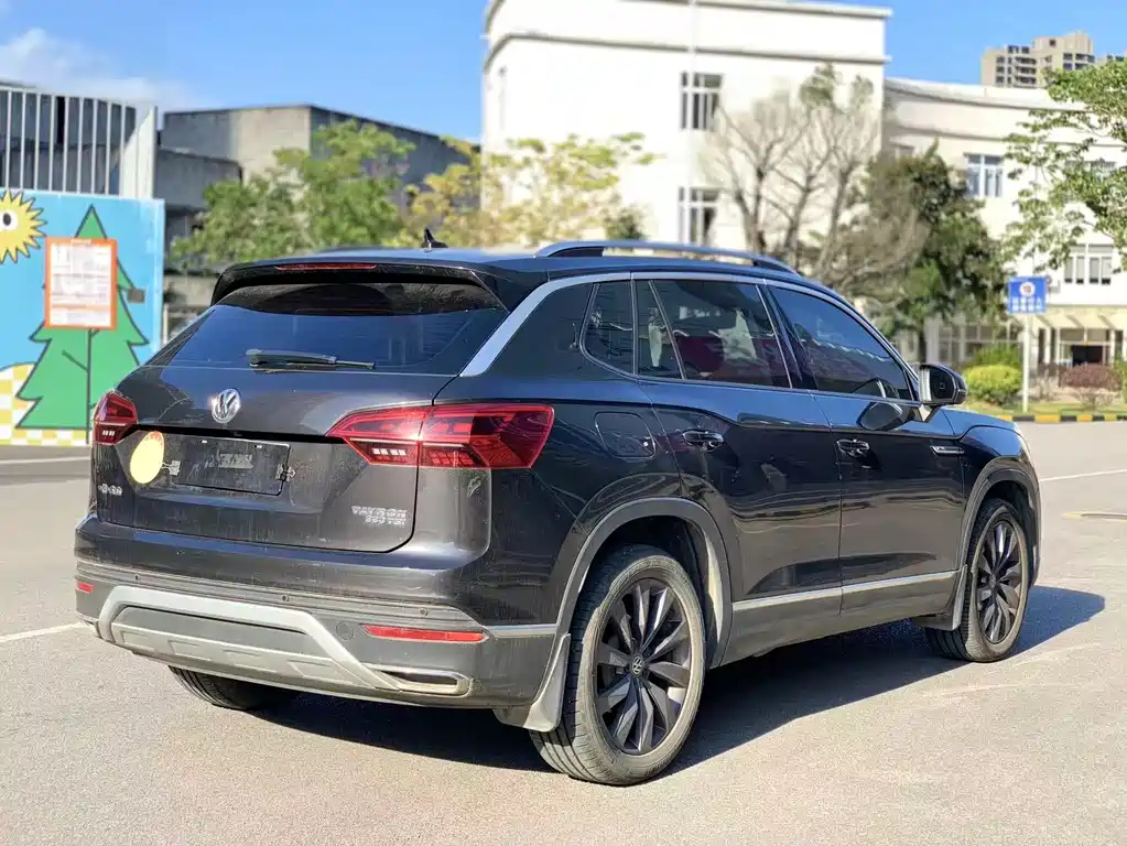 VOLKSWAGEN TAYRON 2020