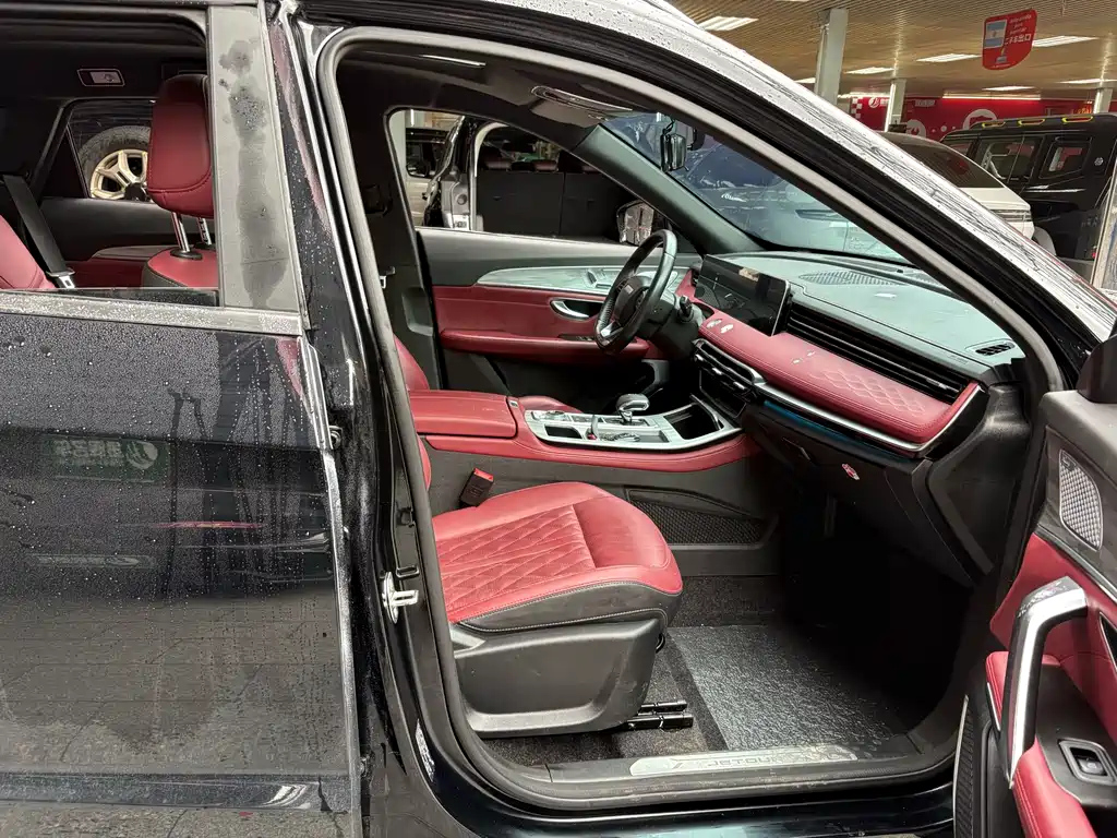 JETOUR X70 PLUS 2023