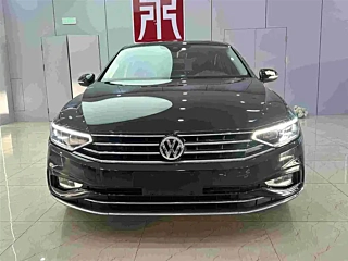 VOLKSWAGEN MAGOTAN 2020