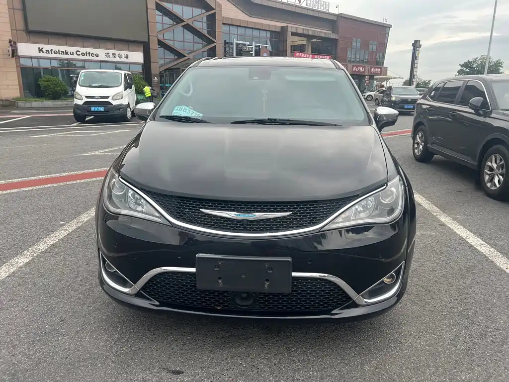 CHRYSLER BIG 捷龙PHEV IMPO 2024