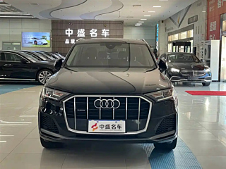 AUDI Q7  2023