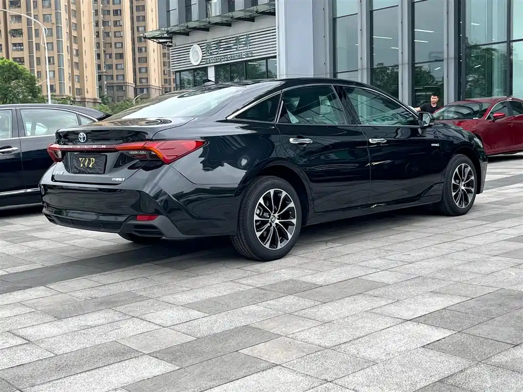 TOYOTA AVALON 2023