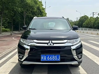 MITSUBISHI OUTLANDER 2017