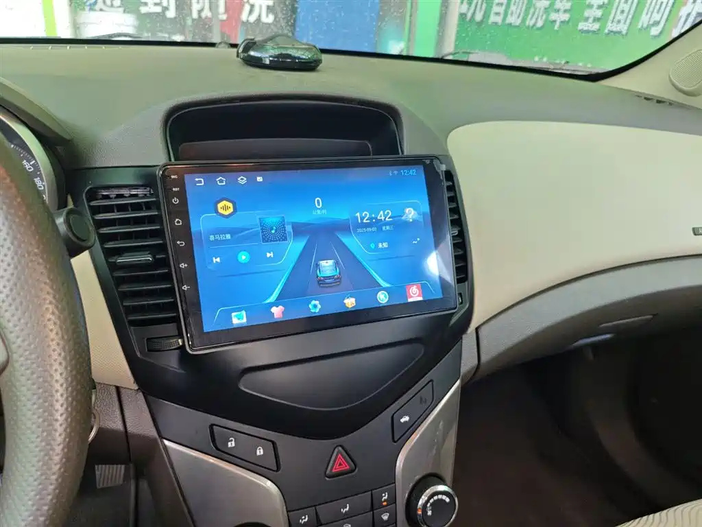 CHEVROLET CRUZE 2015