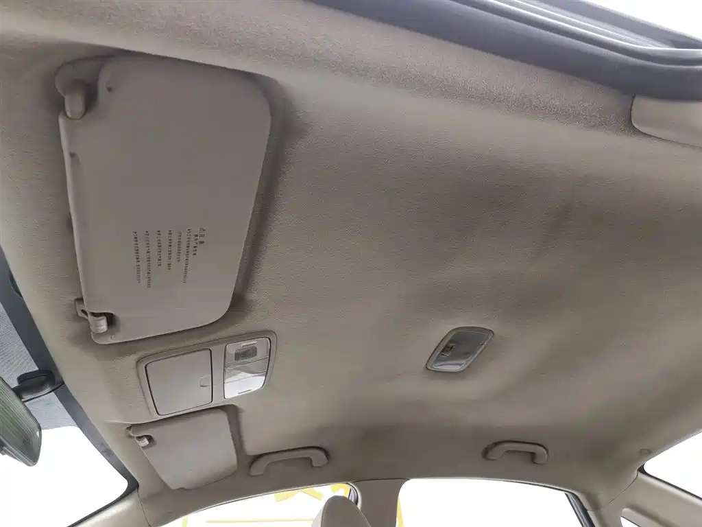 HYUNDAI CELESTA 2012