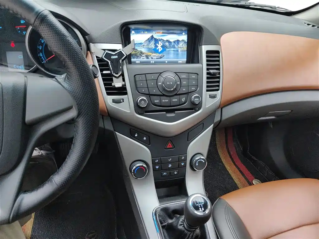 CHEVROLET CRUZE 2014