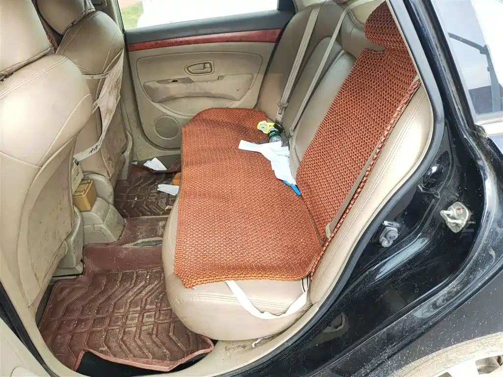NISSAN SYLPHY 2015