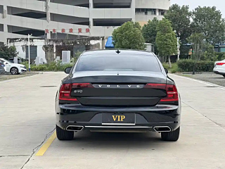 VOLVO S90 2018 YEAR T4 EDITION 2018