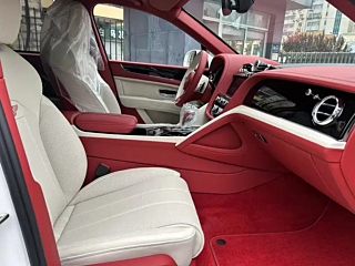 BENTLEY BENTAYGA 2024 YEAR 4.0T V8 2024