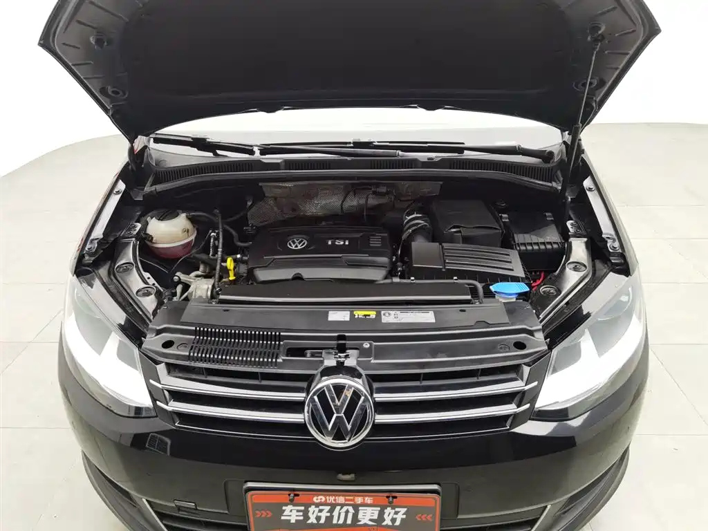 VOLKSWAGEN SHARAN 2016