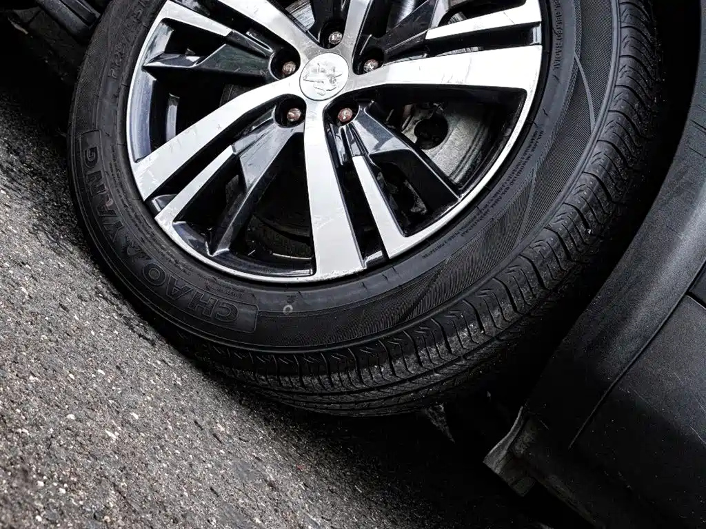 PEUGEOT 5008 2019