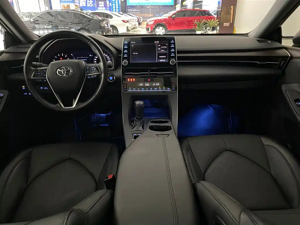 TOYOTA AVALON 2019