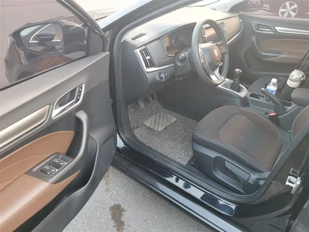 ROEWE I6 2019
