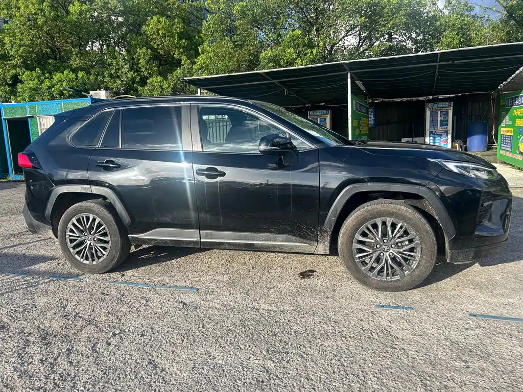 TOYOTA WILDLANDER 2024