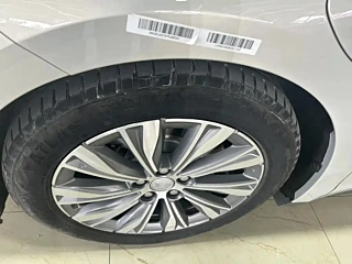 HONGQI E-QM5  2023 YEAR 620KM PLUS 2023
